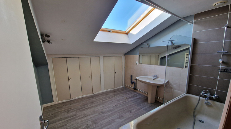 Ma-Cabane - Location Appartement OYONNAX, 60 m²