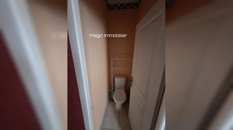 Ma-Cabane - Location Appartement OYONNAX, 43 m²