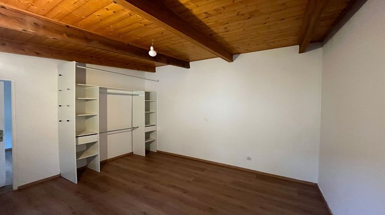 Ma-Cabane - Location Appartement OZOIR-LA-FERRIERE, 66 m²