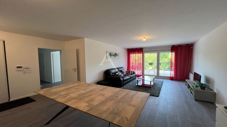 Ma-Cabane - Location Appartement OZOIR-LA-FERRIERE, 59 m²