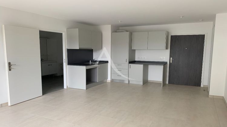 Ma-Cabane - Location Appartement OZOIR-LA-FERRIERE, 26 m²