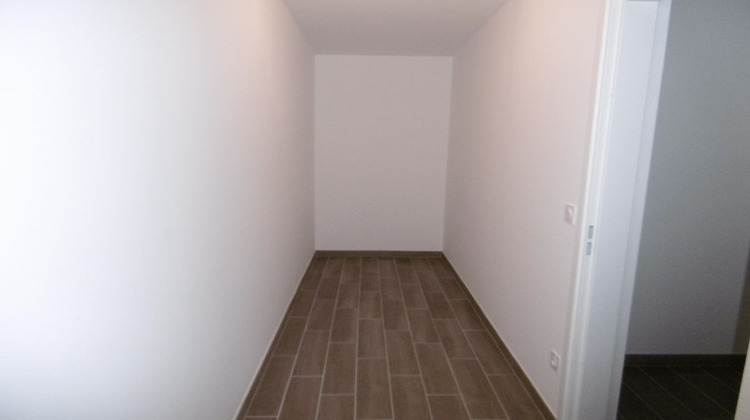 Ma-Cabane - Location Appartement OZOIR-LA-FERRIERE, 46 m²