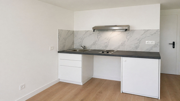 Ma-Cabane - Location Appartement OZOIR-LA-FERRIERE, 26 m²