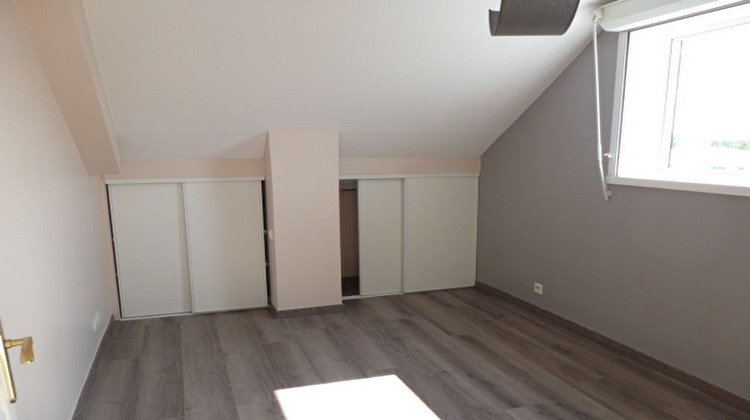 Ma-Cabane - Location Appartement OZOIR-LA-FERRIERE, 40 m²