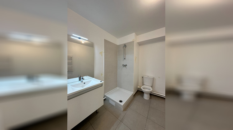 Ma-Cabane - Location Appartement OZOIR-LA-FERRIERE, 30 m²
