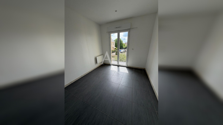 Ma-Cabane - Location Appartement OZOIR-LA-FERRIERE, 52 m²