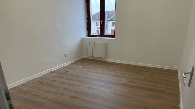 Ma-Cabane - Location Appartement Pagny-sur-Moselle, 87 m²