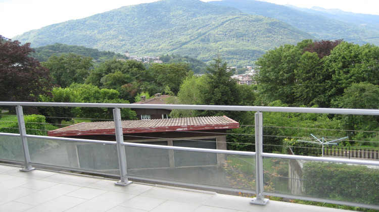 Ma-Cabane - Location Appartement PALLUD, 76 m²