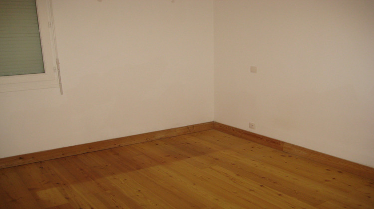 Ma-Cabane - Location Appartement PALLUD, 76 m²