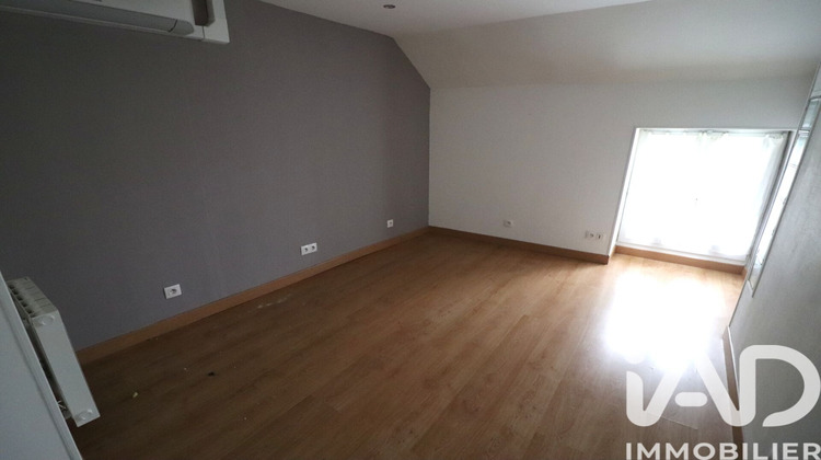 Ma-Cabane - Location Appartement Pamfou, 58 m²