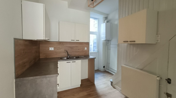 Ma-Cabane - Location Appartement Panissières, 120 m²