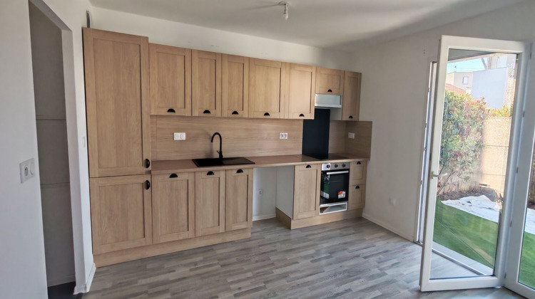 Ma-Cabane - Location Appartement PARENTIS-EN-BORN, 42 m²