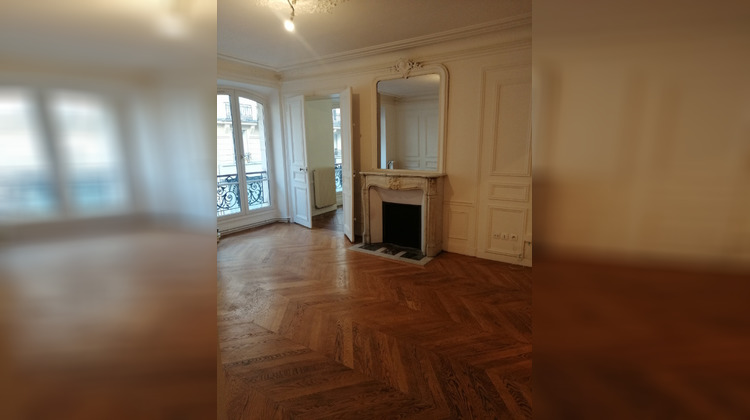 Ma-Cabane - Location Appartement PARIS 10, 101 m²