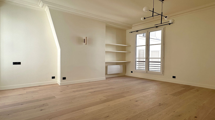 Ma-Cabane - Location Appartement PARIS 10, 37 m²