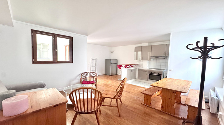 Ma-Cabane - Location Appartement PARIS 10, 44 m²