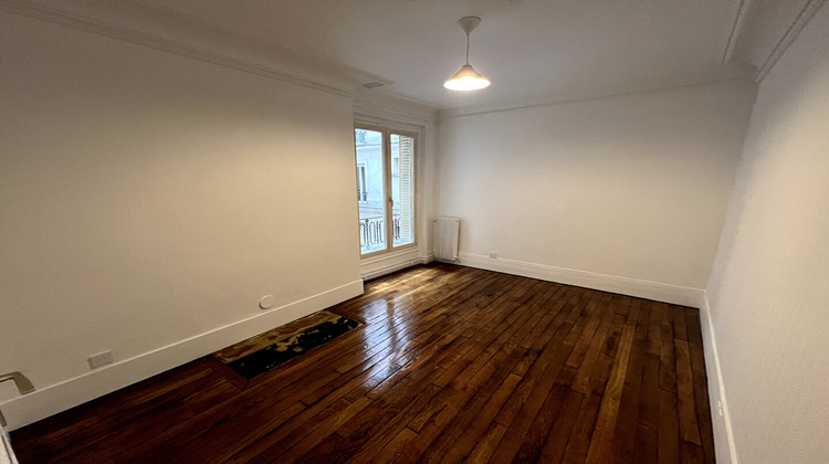 Ma-Cabane - Location Appartement PARIS 15, 105 m²