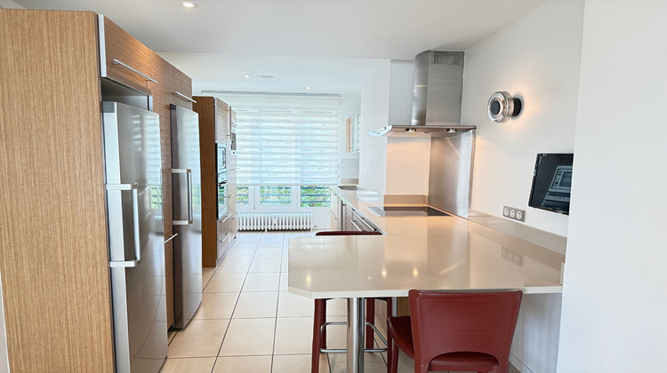 Ma-Cabane - Location Appartement PARIS 16, 130 m²