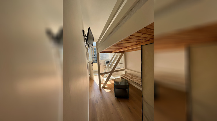 Ma-Cabane - Location Appartement PARIS 16, 9 m²