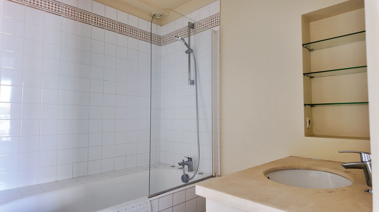 Ma-Cabane - Location Appartement PARIS 16, 65 m²