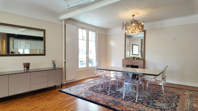 Ma-Cabane - Location Appartement PARIS 16, 145 m²