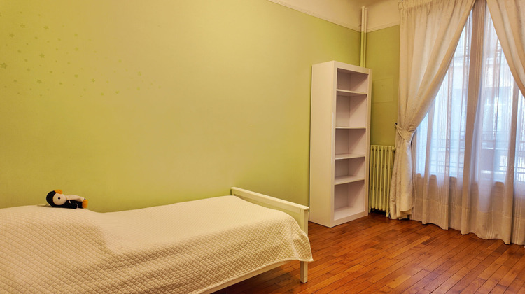 Ma-Cabane - Location Appartement PARIS 16, 145 m²