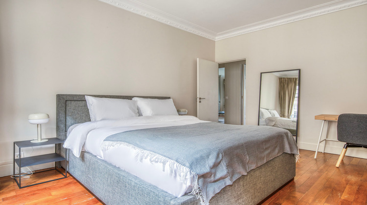 Ma-Cabane - Location Appartement PARIS 16, 108 m²