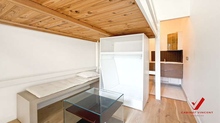Ma-Cabane - Location Appartement PARIS 16, 9 m²