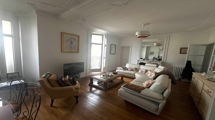 Ma-Cabane - Location Appartement PARIS 17, 120 m²