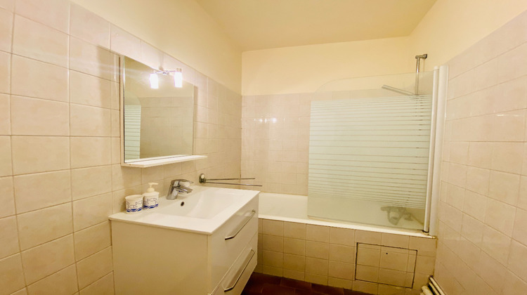 Ma-Cabane - Location Appartement PARIS 18, 22 m²