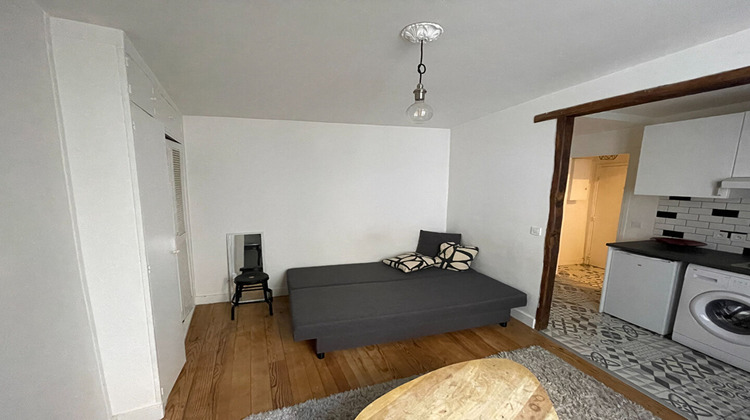 Ma-Cabane - Location Appartement PARIS 18, 20 m²