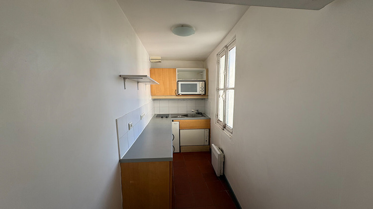 Ma-Cabane - Location Appartement PARIS 18, 32 m²