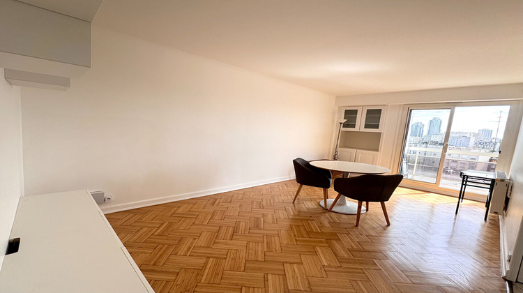 Ma-Cabane - Location Appartement PARIS 18, 42 m²