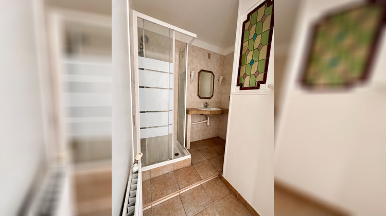 Ma-Cabane - Location Appartement PARIS 18, 42 m²