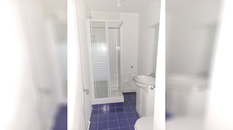 Ma-Cabane - Location Appartement PARIS 18, 19 m²