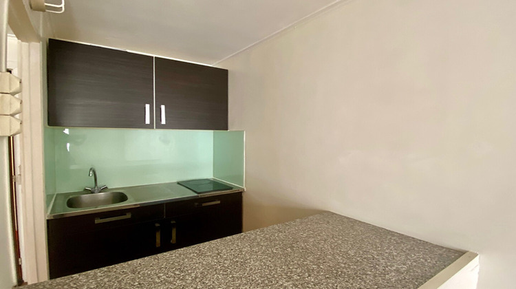 Ma-Cabane - Location Appartement PARIS 18, 30 m²