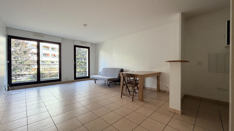 Ma-Cabane - Location Appartement PARIS 19, 63 m²