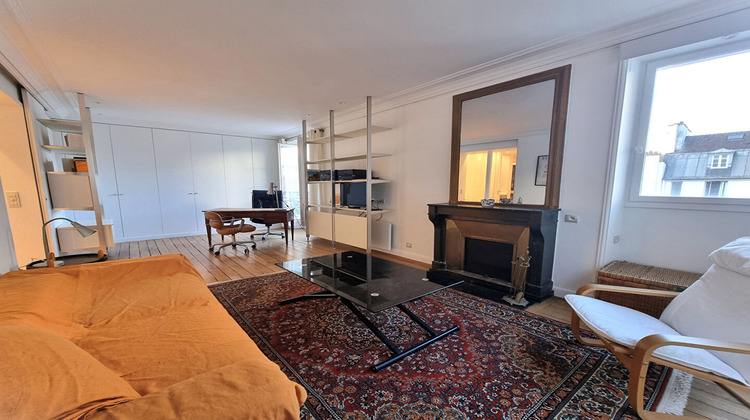 Ma-Cabane - Location Appartement PARIS 6, 52 m²