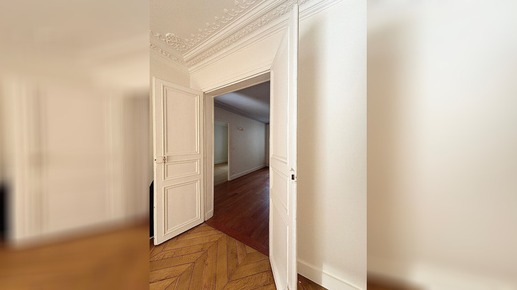 Ma-Cabane - Location Appartement PARIS 7, 88 m²