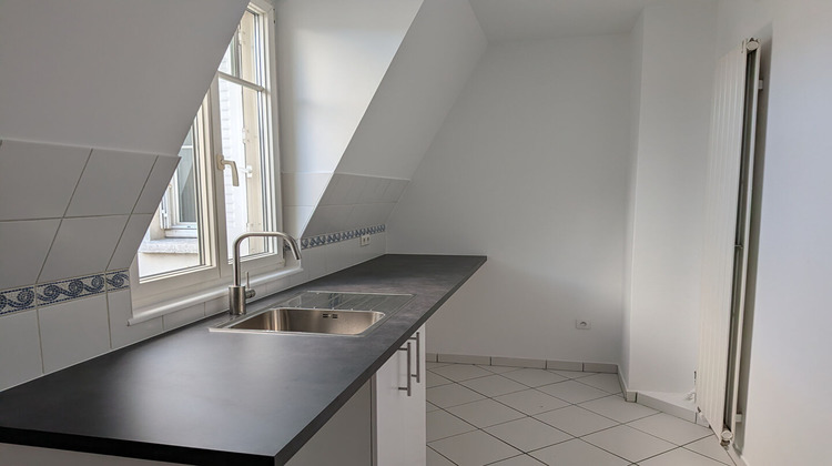 Ma-Cabane - Location Appartement PARIS 7, 65 m²