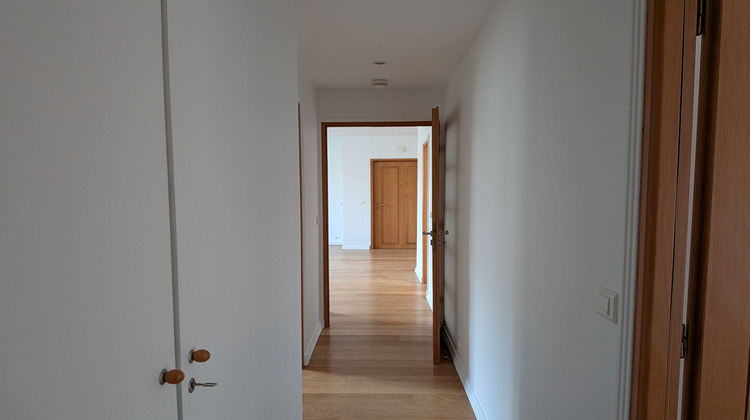 Ma-Cabane - Location Appartement PARIS 7, 65 m²