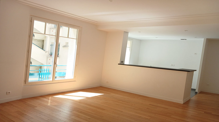 Ma-Cabane - Location Appartement PARIS 7, 74 m²