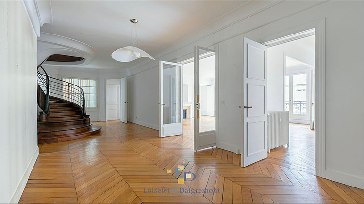 Ma-Cabane - Location Appartement PARIS 7, 244 m²