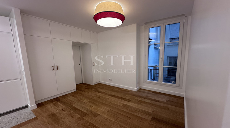 Ma-Cabane - Location Appartement Paris, 32 m²