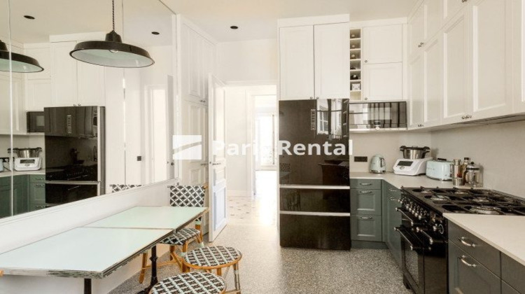 Ma-Cabane - Location Appartement Paris, 177 m²