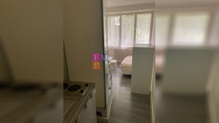 Ma-Cabane - Location Appartement Paris, 10 m²