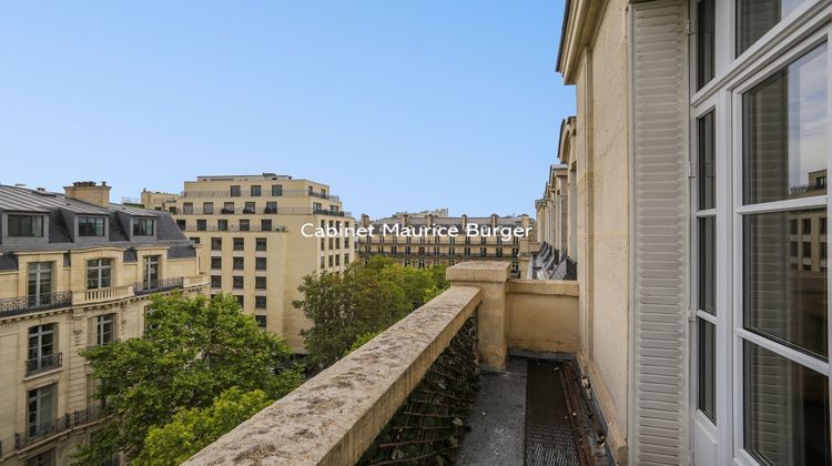 Ma-Cabane - Location Appartement Paris, 207 m²