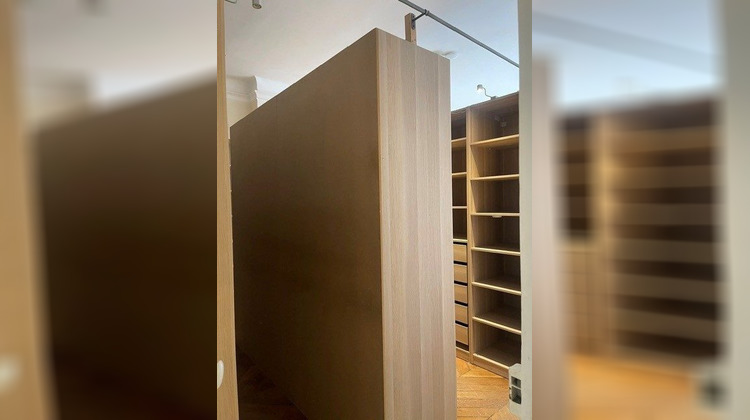 Ma-Cabane - Location Appartement Paris, 197 m²