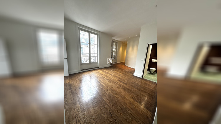 Ma-Cabane - Location Appartement Paris, 215 m²