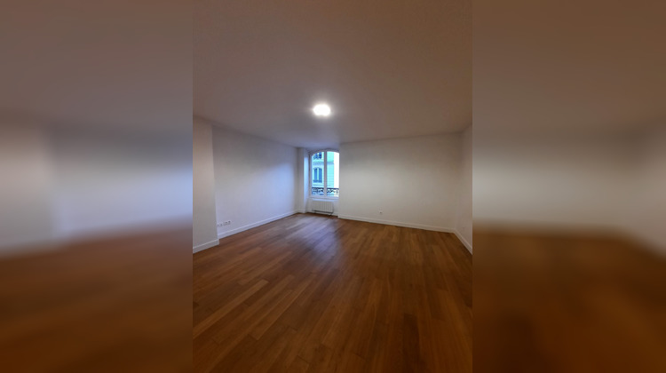 Ma-Cabane - Location Appartement Paris, 32 m²