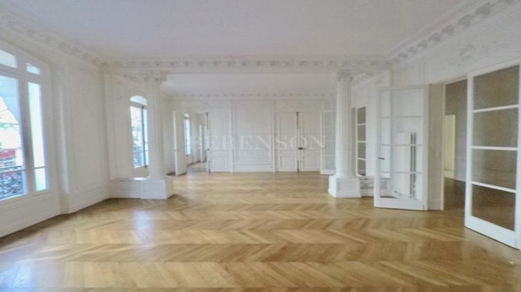 Ma-Cabane - Location Appartement Paris, 254 m²